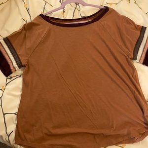 Scoop neck tshirt